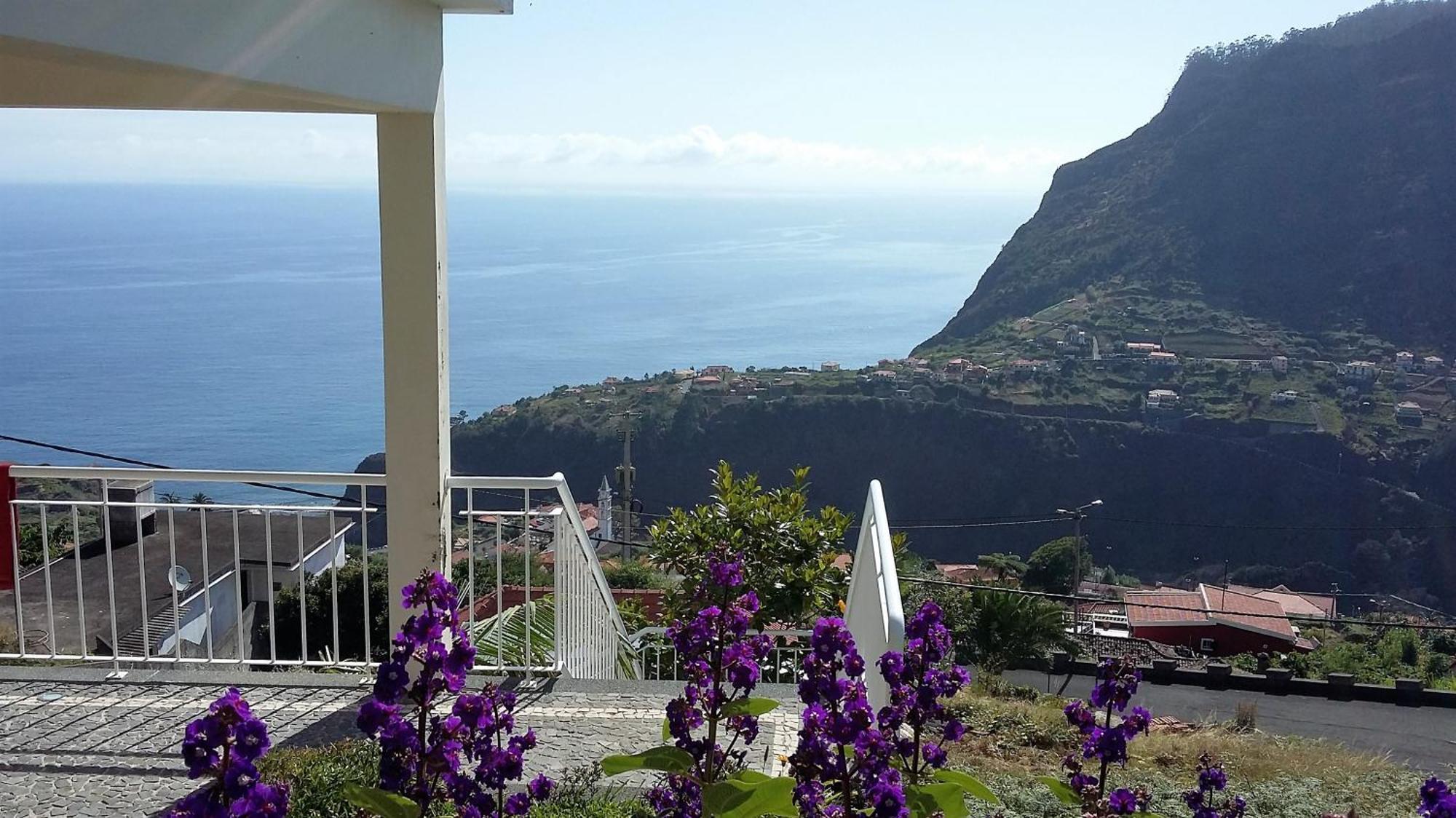 Casa Shalom Villa São Roque do Faial Kültér fotó